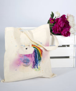 tote bag unicornio diseñada por dimnadesigns.com